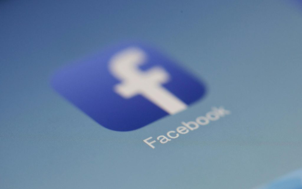 Learn 10 Ways to Make Money Using Facebook. Discover strategies, benefits, and why Wealthy Motivation Media is your ideal marketing partner